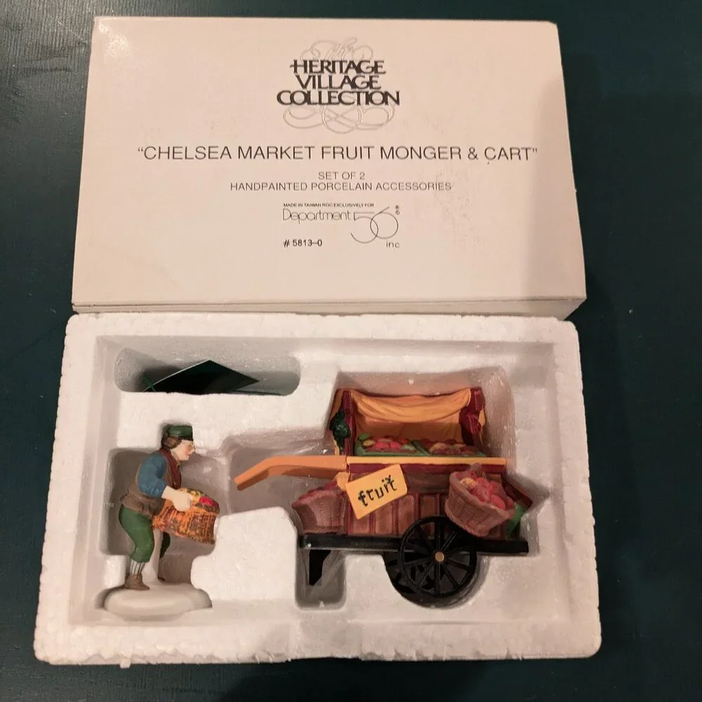 Department 56 Dickens Village Chelsea Market Fruit Monger - Picture 1 of 5